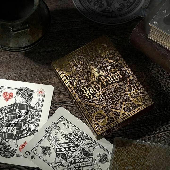 Naipes Theory11 Harry Potter Hufflepuff Yellow