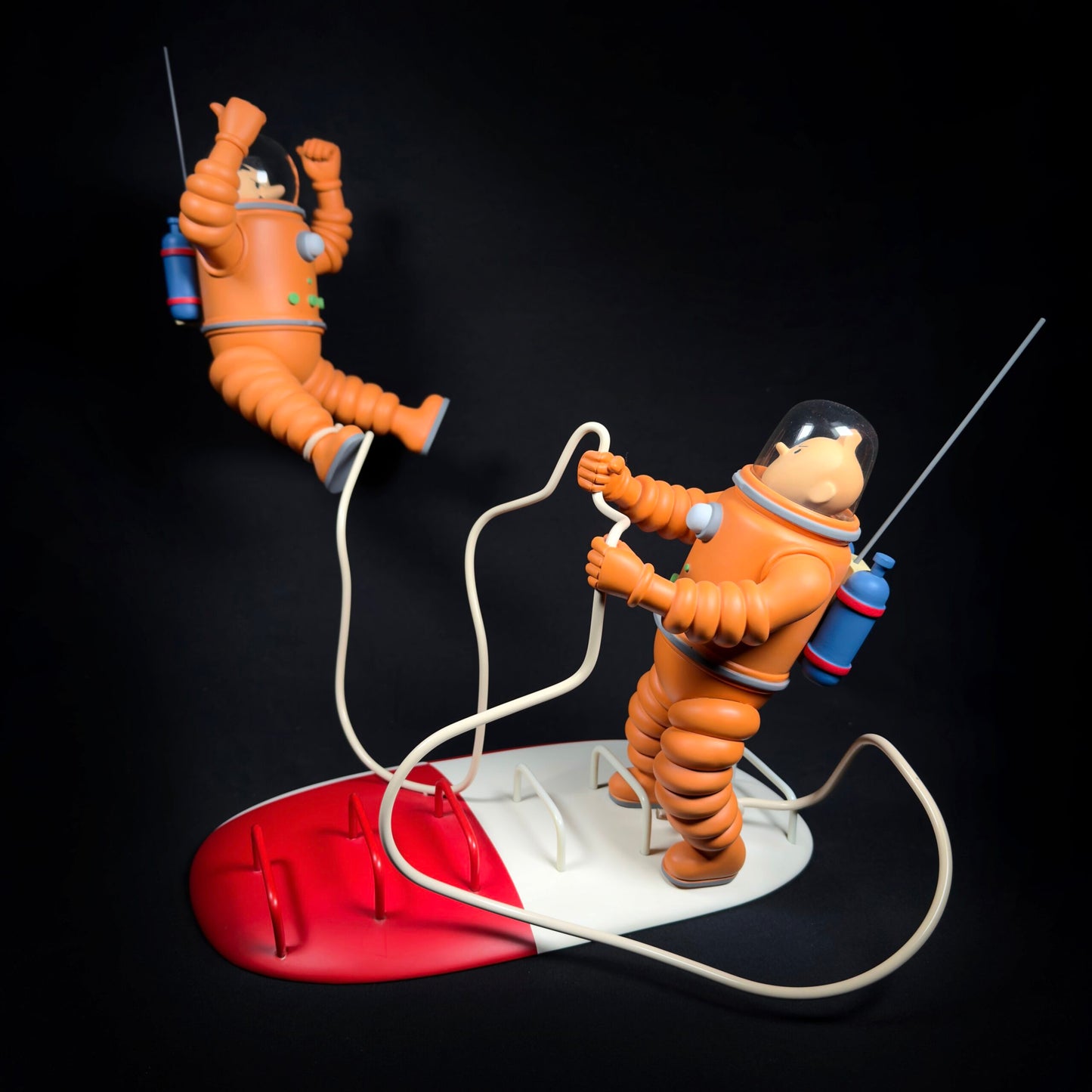 TINTIN ET HADDOCK COSMONAUTES SUR LA FUSÉE