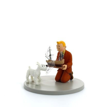 Tintín Tenant La Licorne - Coffret figurine plastique 8 cm
