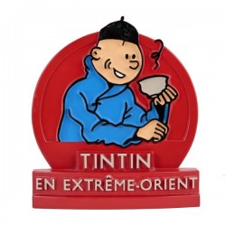 Stèle Lotus Bleu Tintin prenant le thé