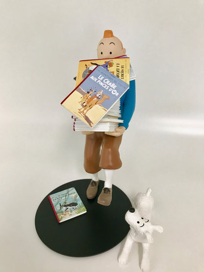 Tintin tenant les albums – Version 1 – Collection Images Mythiques –2011